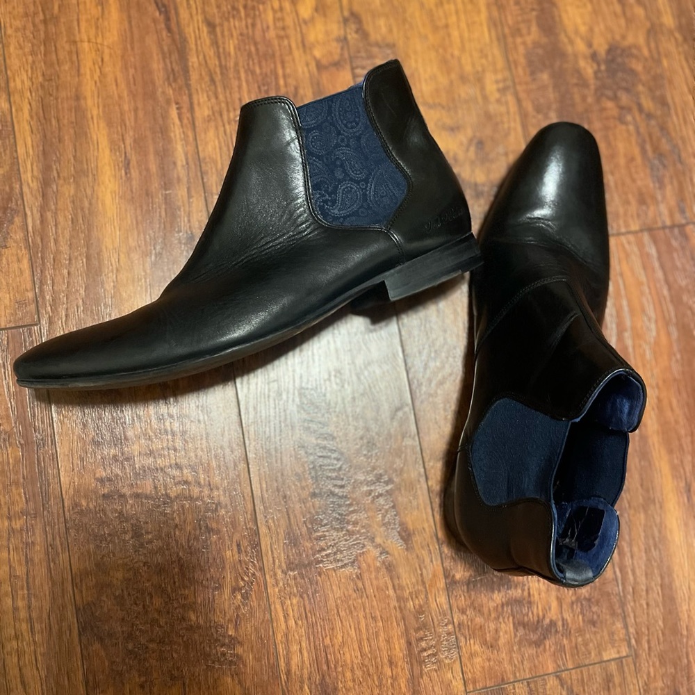 Ted Baker Leather Chelsea Boots SZ 12